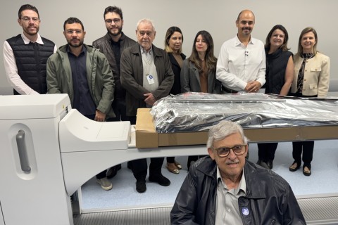 Governador de Minas Gerais visita novo Ambulatório Oncológico da Cidade da Saúde e do Saber